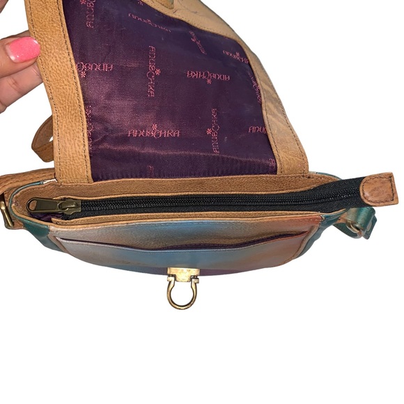 Anuschka Hand Painted Crossbody Saddle Bag Peacock Lily Purse - Picture 11 of 12